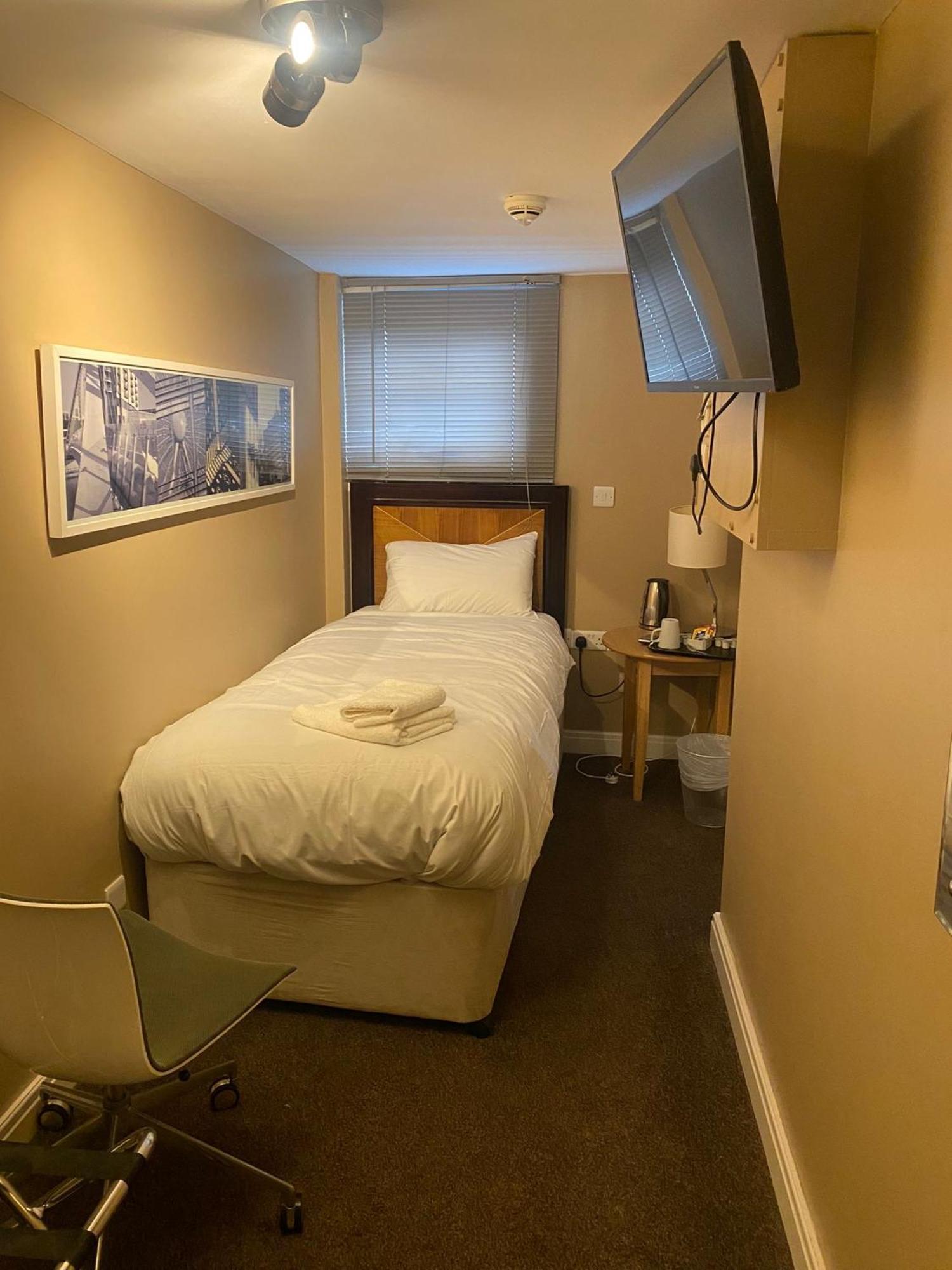Airport Inn & Spa Manchester Wilmslow Dış mekan fotoğraf